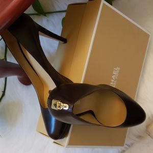 Gorgeous Chocolate Brown Michael Kors